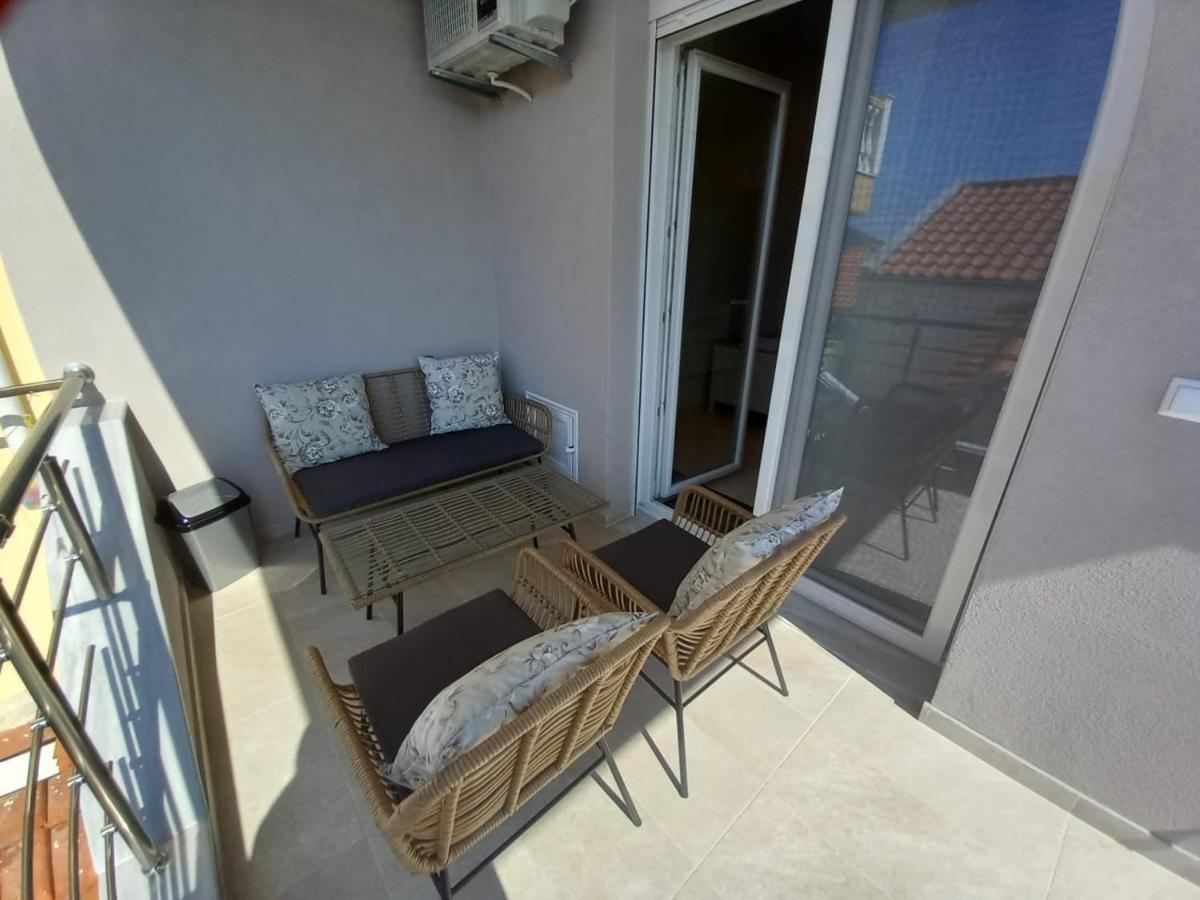 Appartement Elenis House à Néa Péramos Extérieur photo