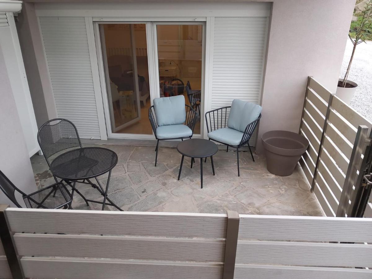 Appartement Elenis House à Néa Péramos Extérieur photo
