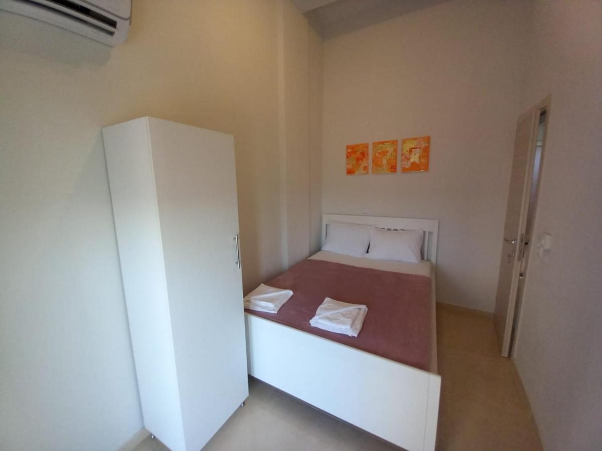 Appartement Elenis House à Néa Péramos Extérieur photo
